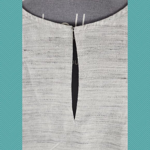 Lord & Taylor Silver Spacedye Linen Blend Keyhole Tank - Picture 4 of 5